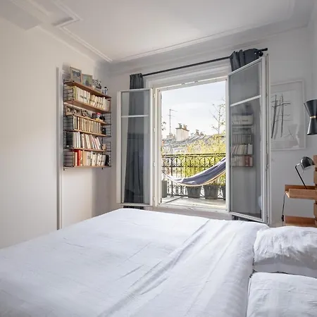 Apartment Veeve - Spire View