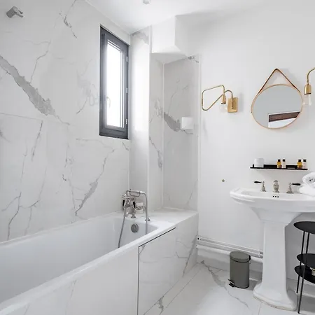 Veeve - Spire View Apartment Paris